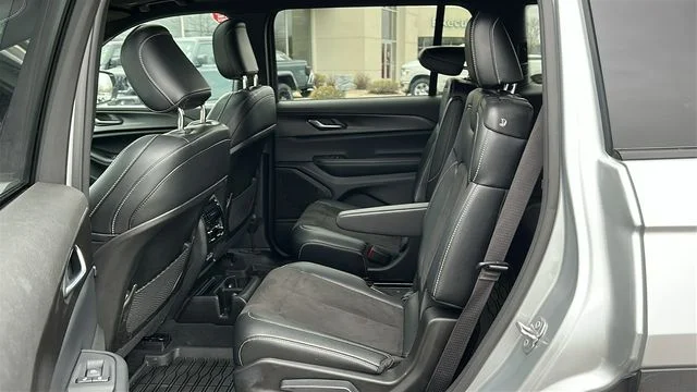 Certified Used 2023 Silver Jeep Altitude image 23