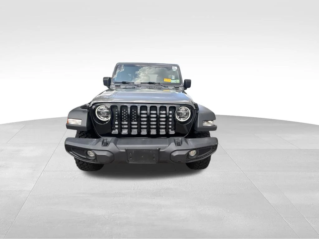 Certified Used 2022 Gray Jeep Unlimited Willys image 9
