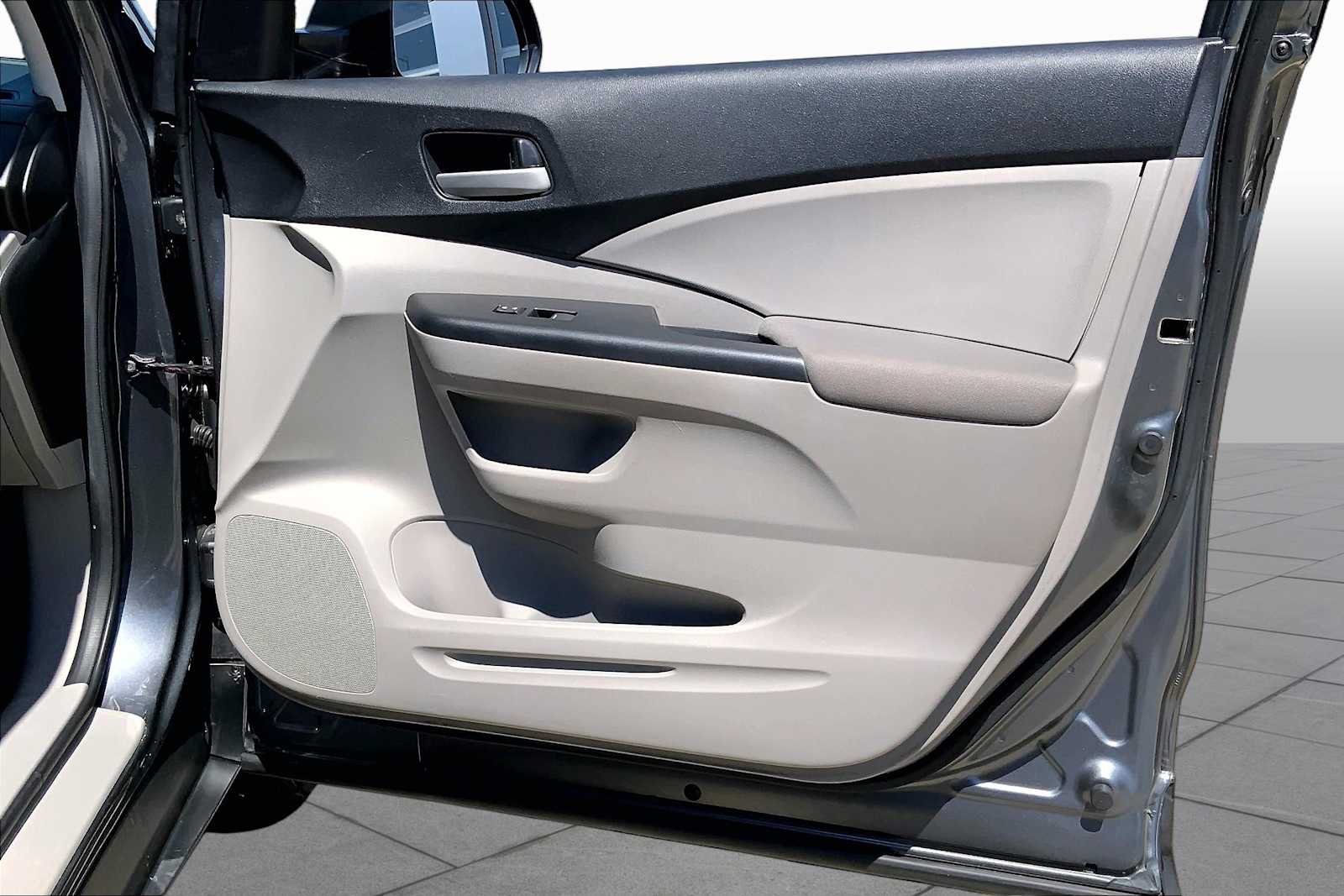 Used 2013 Polished Metal Metallic Honda LX image 22