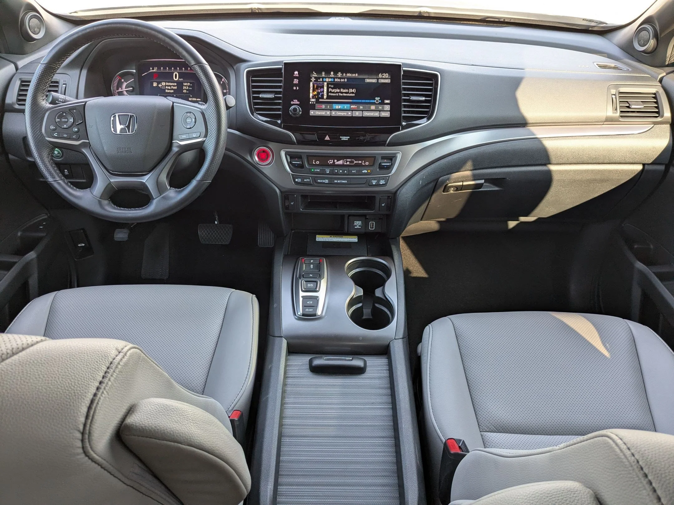 Used 2023 Lunar Silver Metallic Honda EX-L image 25
