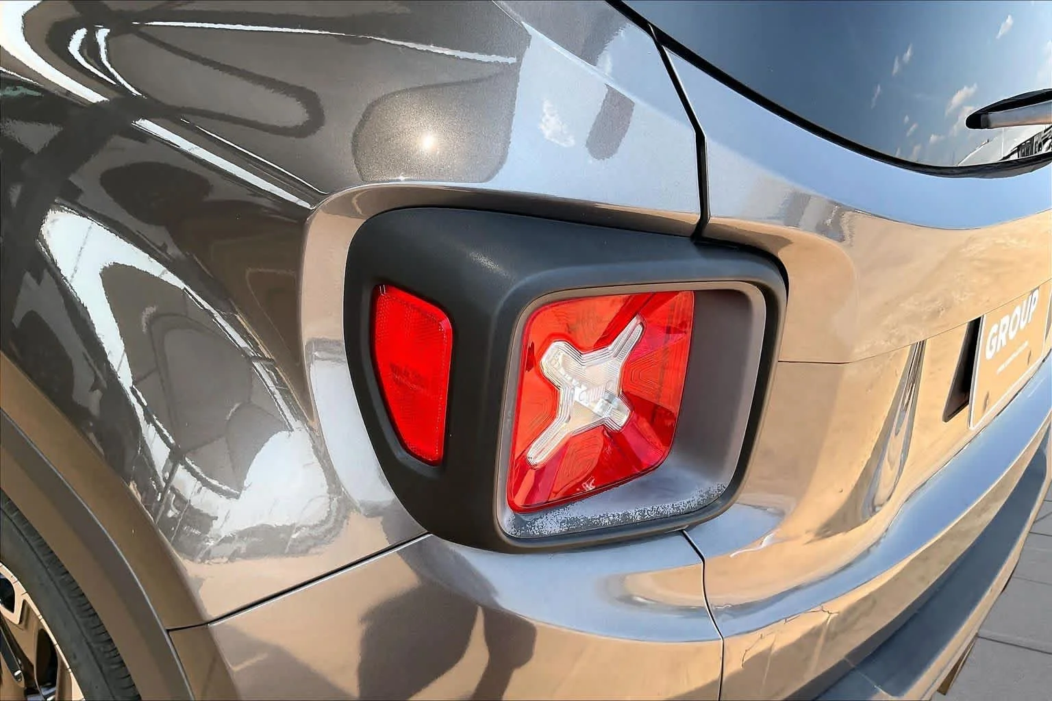 Used 2016 Granite Crystal Metallic Clearcoat Jeep Trailhawk image 29