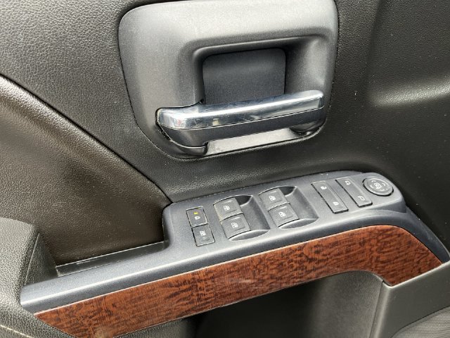 Used 2014 Gray GMC SLE image 23