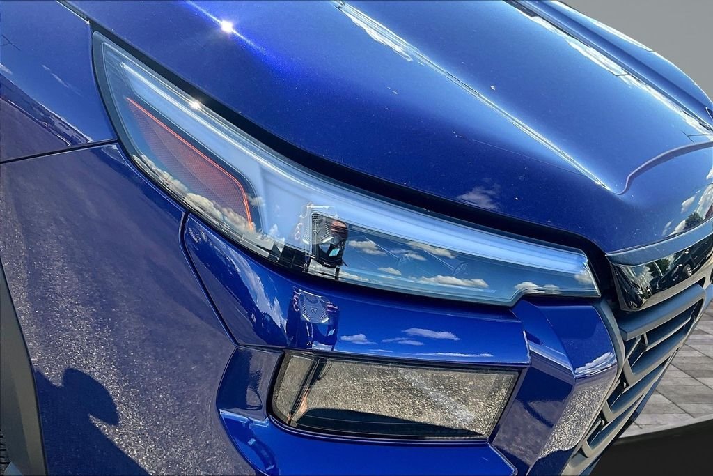 Used 2026 Blue Subaru Touring XT image 28