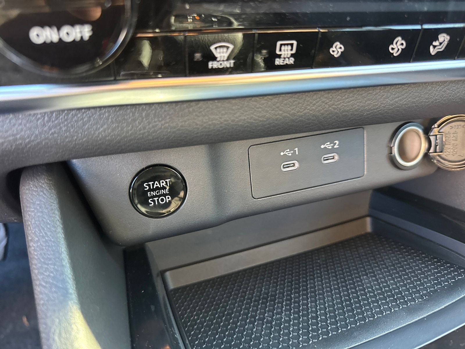 New 2026 Nissan Rogue SV 4D Sport Utility