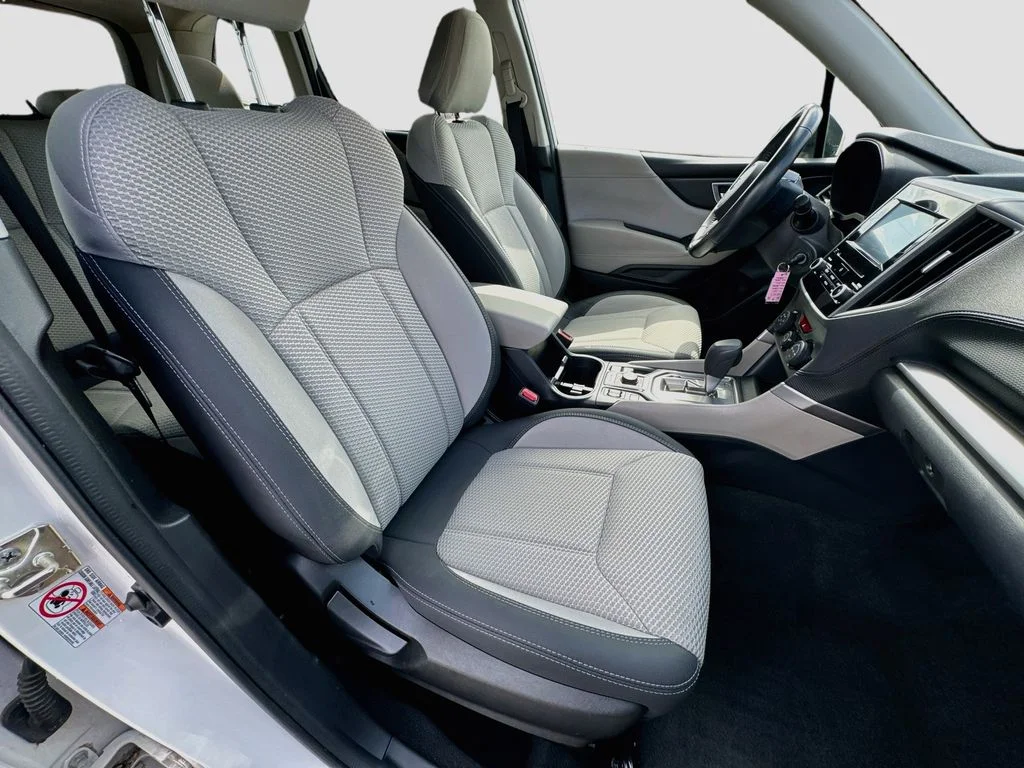 Used 2019 White Subaru Premium image 34