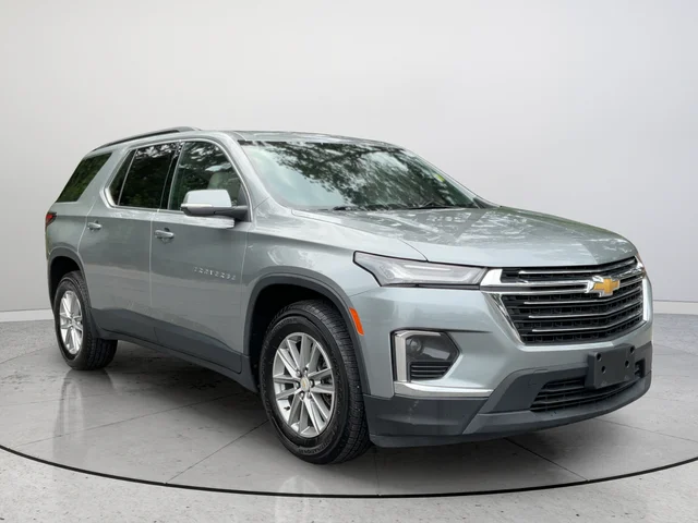 2023 Chevrolet Traverse LT