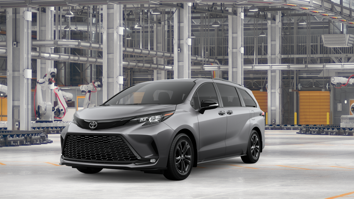 New 2026 Heavy Metal Toyota XSE image 31