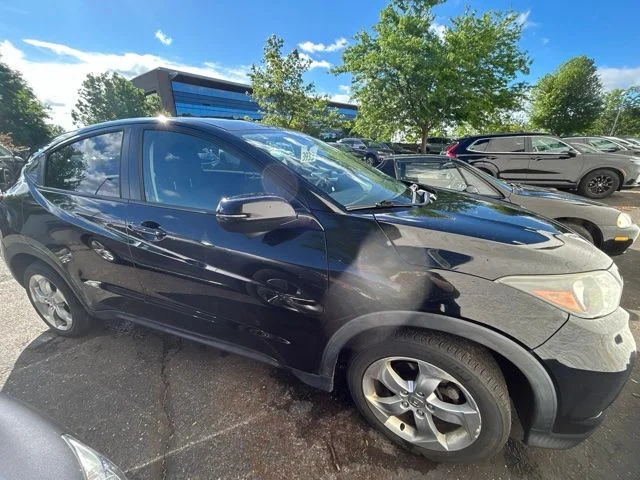 Used 2016 Black Honda EX image 3