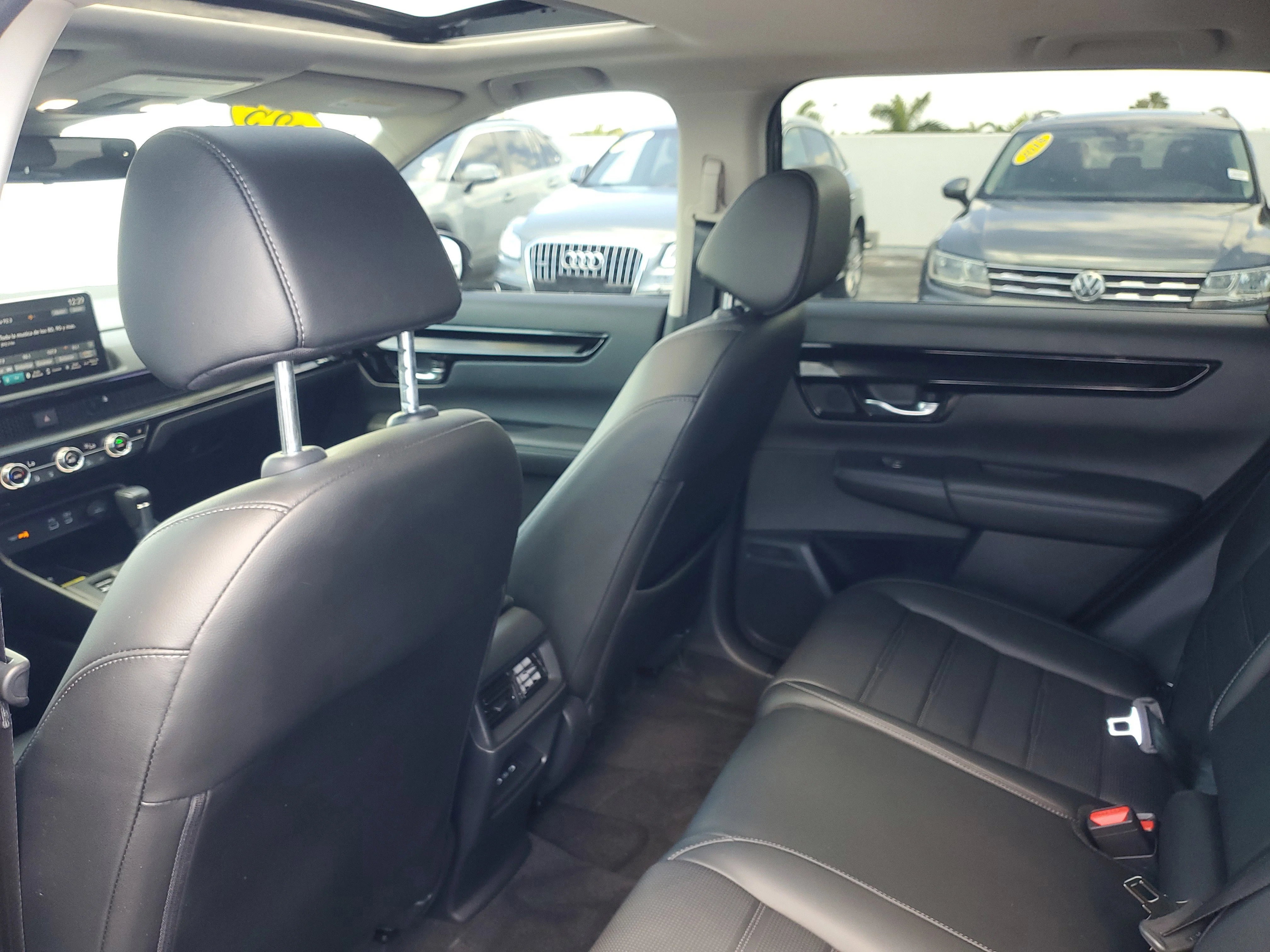 Used 2025 Blue Honda EX-L image 12