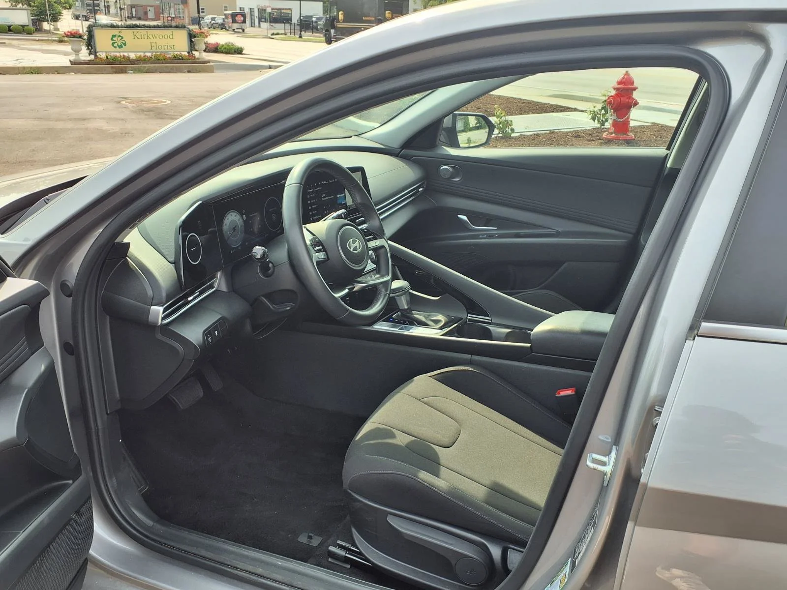 Used 2025 Fluid Metal Hyundai SEL Convenience image 21