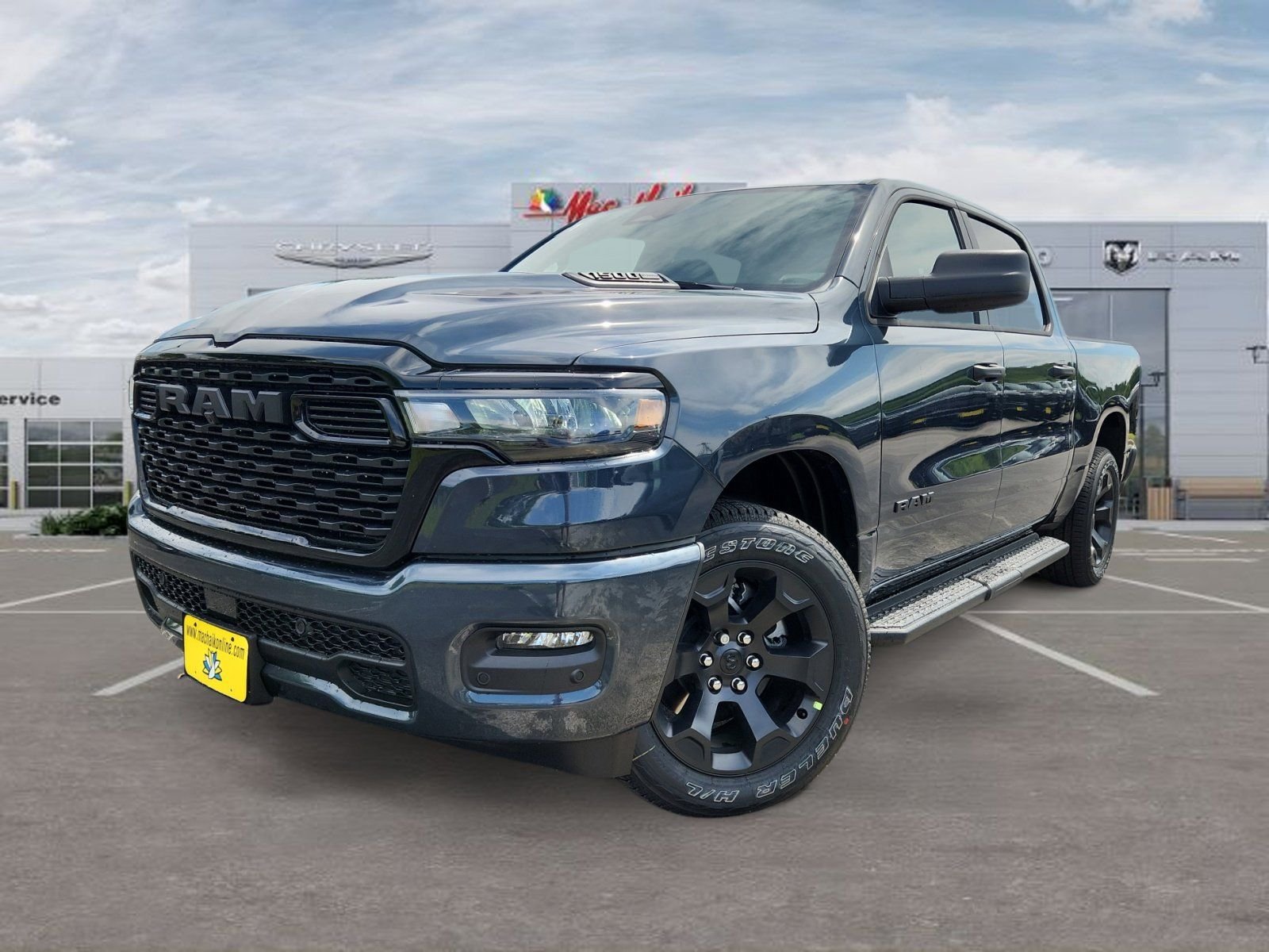 2026 RAM 1500 Express 4x4 Crew Cab 5'7's photo