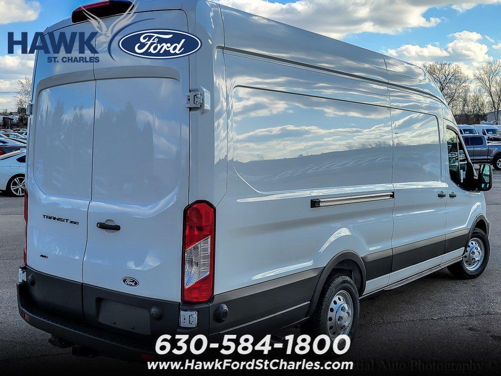 New 2026 Oxford White Ford Cargo Van image 7