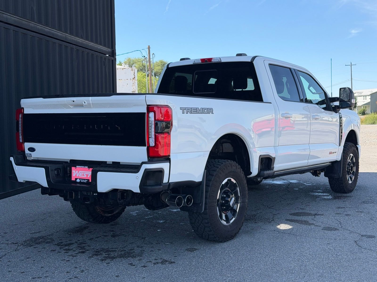 2025 Ford F-350 Super Duty Platinum - Photo 7