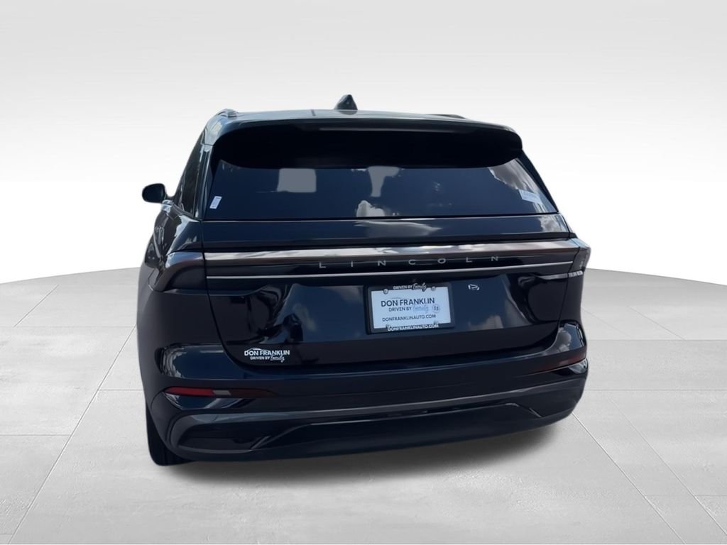Used 2026 Black Lincoln Reserve image 6