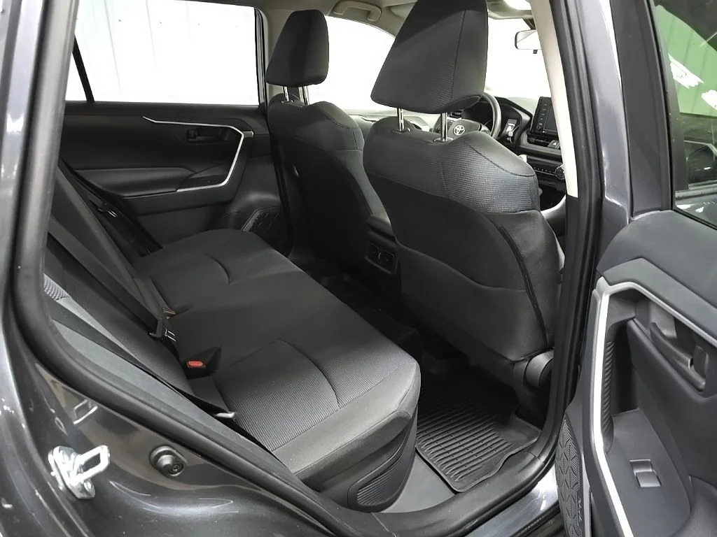 Used 2022 Gray Toyota LE image 17