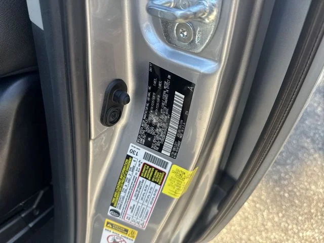 Used 2017 Silver Toyota SE Premium image 36