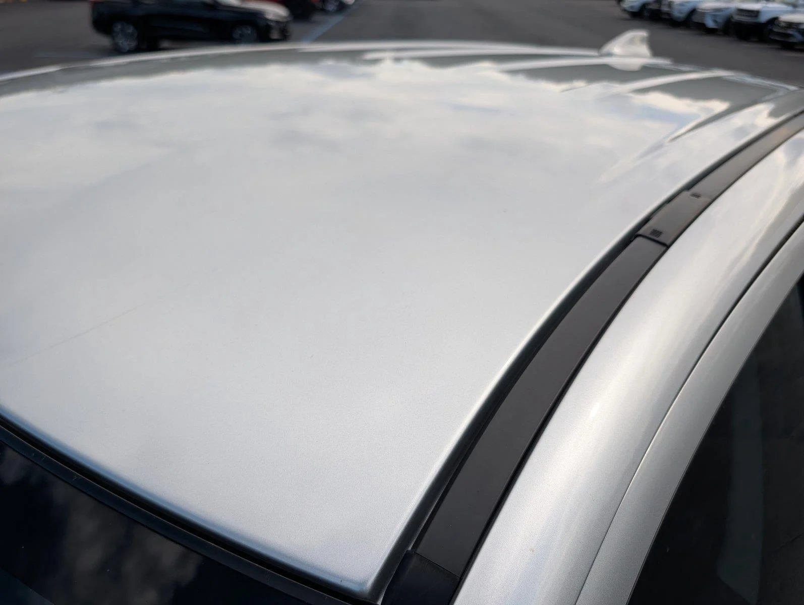 Used 2025 Alloy Silver Metallic Mitsubishi ES image 35