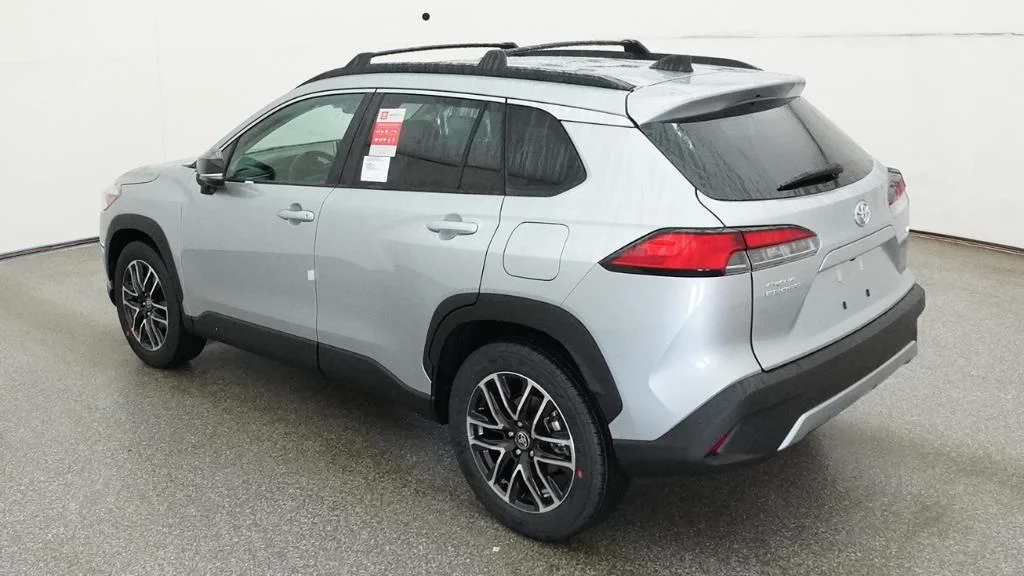 New 2026 Sonic Silver Toyota XLE image 40