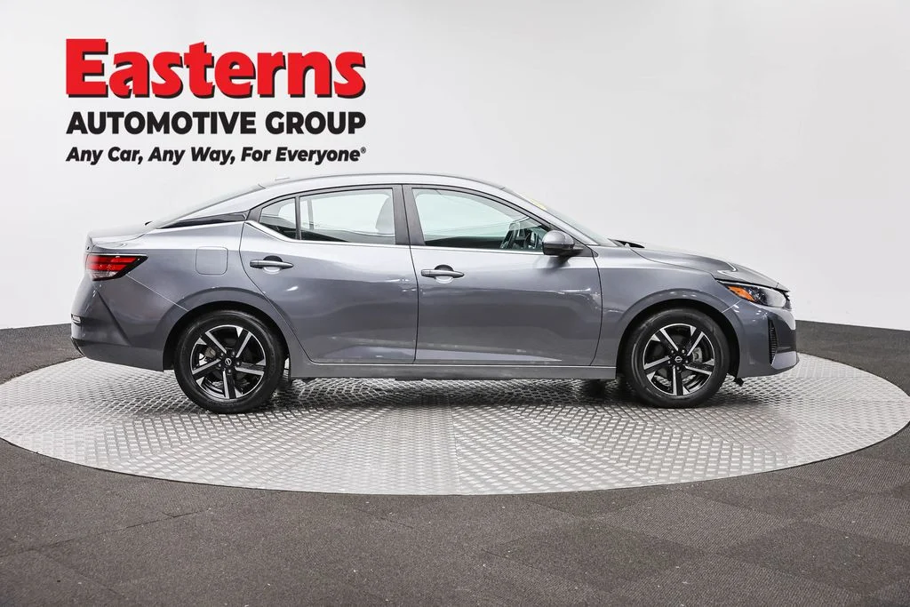 Used 2024 Gray Nissan SV image 4