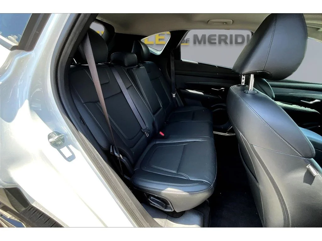 Used 2025  Hyundai SEL Convenience image 20
