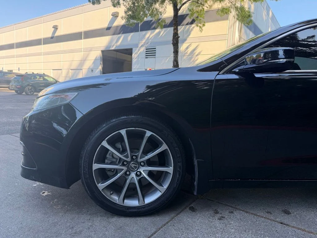 Used 2015  Acura V6 Tech image 8