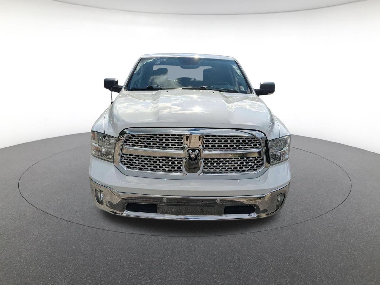 Used 2014 Bright White Clearcoat Ram Big Horn image 9