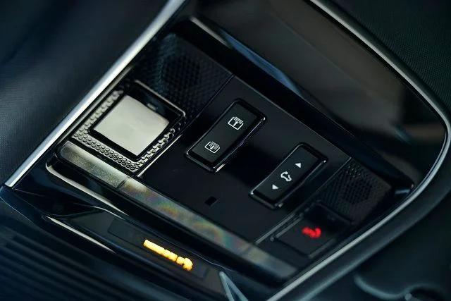 2025 Land Rover Range Rover Sport SE - Photo 46