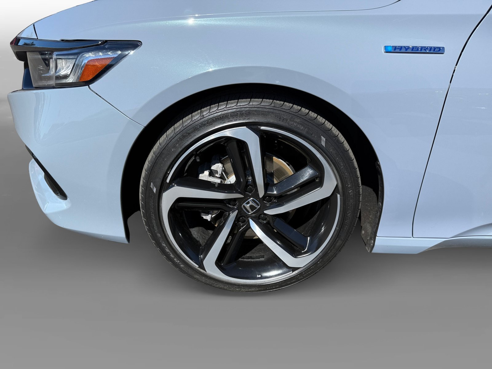 Certified Used 2022 Gray Pearl Honda Sport image 9