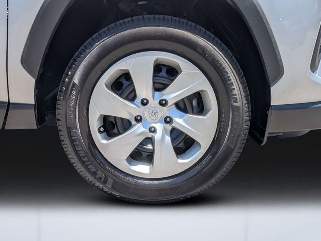 Used 2019 Silver Toyota LE image 11