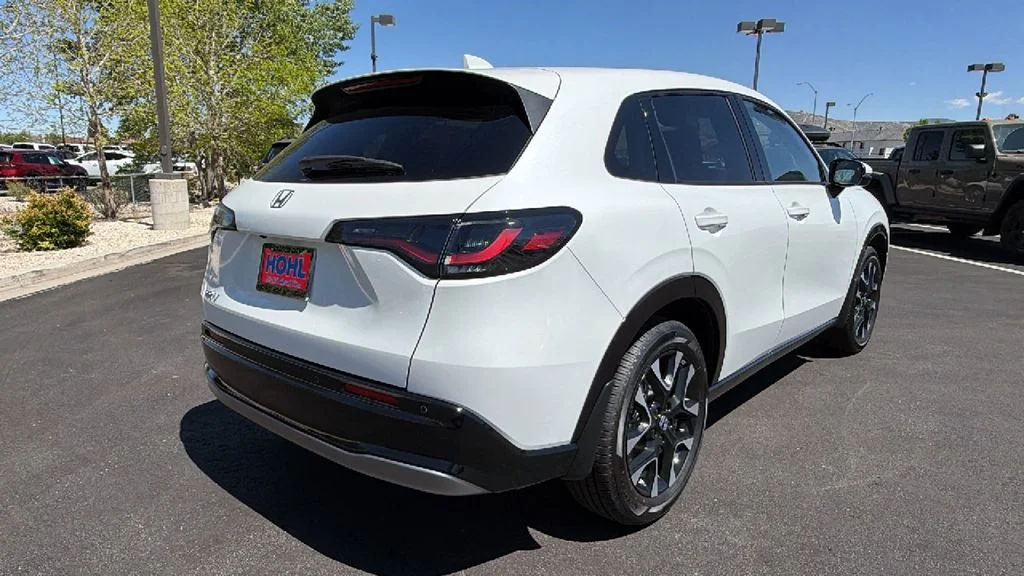 New 2027 Platinum White Pearl Honda EX-L image 3