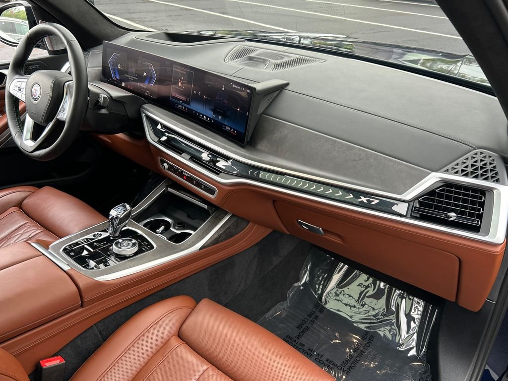 Used 2025 Blue BMW ALPINA XB7 image 30