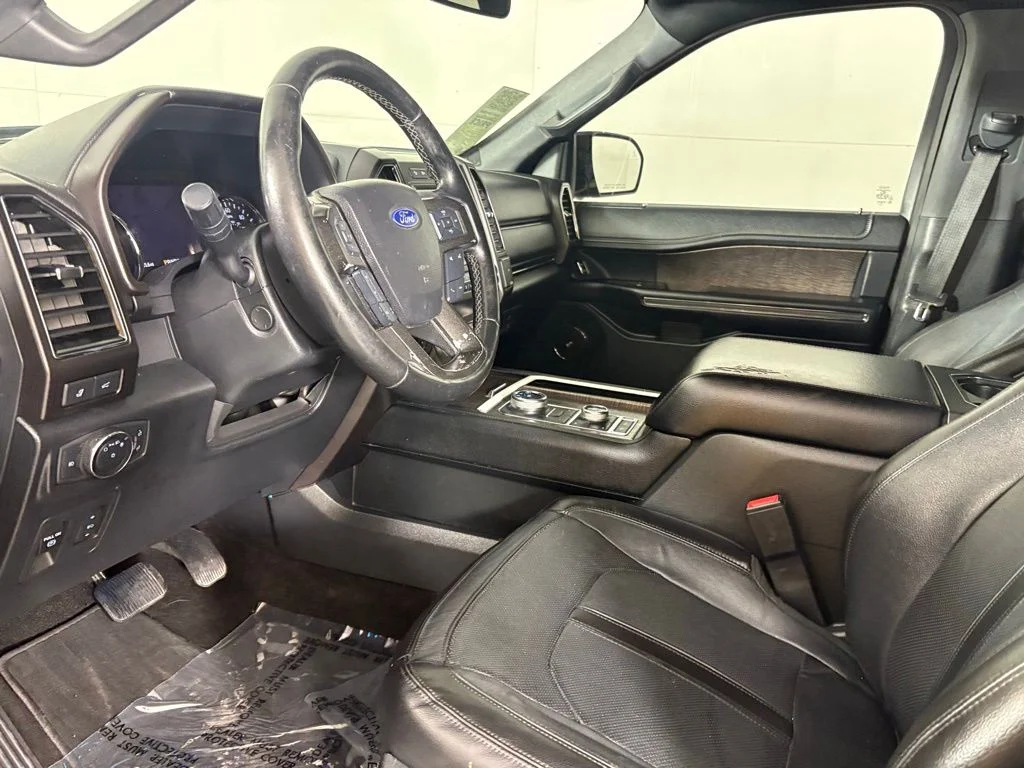 Used 2020 Black Ford Limited image 21