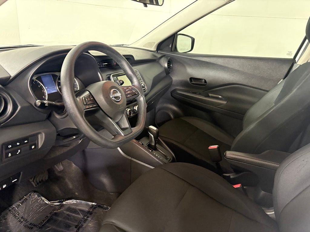 Used 2024 White Nissan S image 22