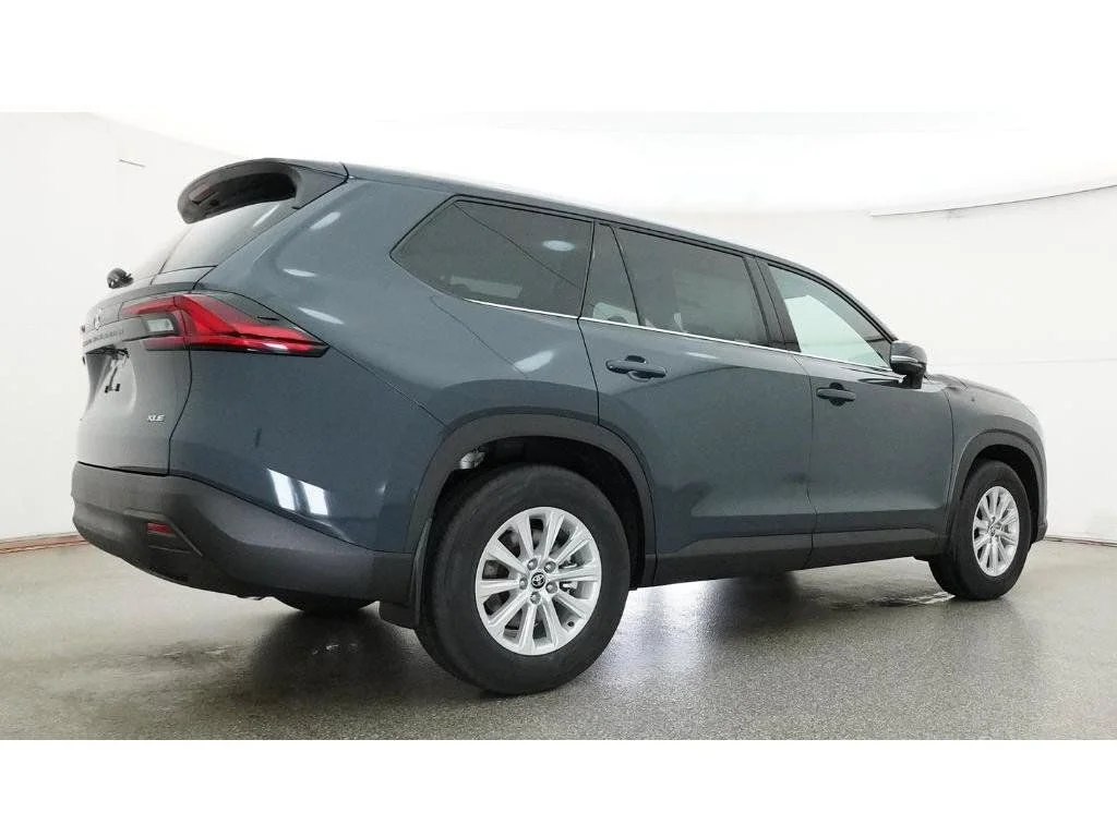 New 2026 White Toyota XLE image 32