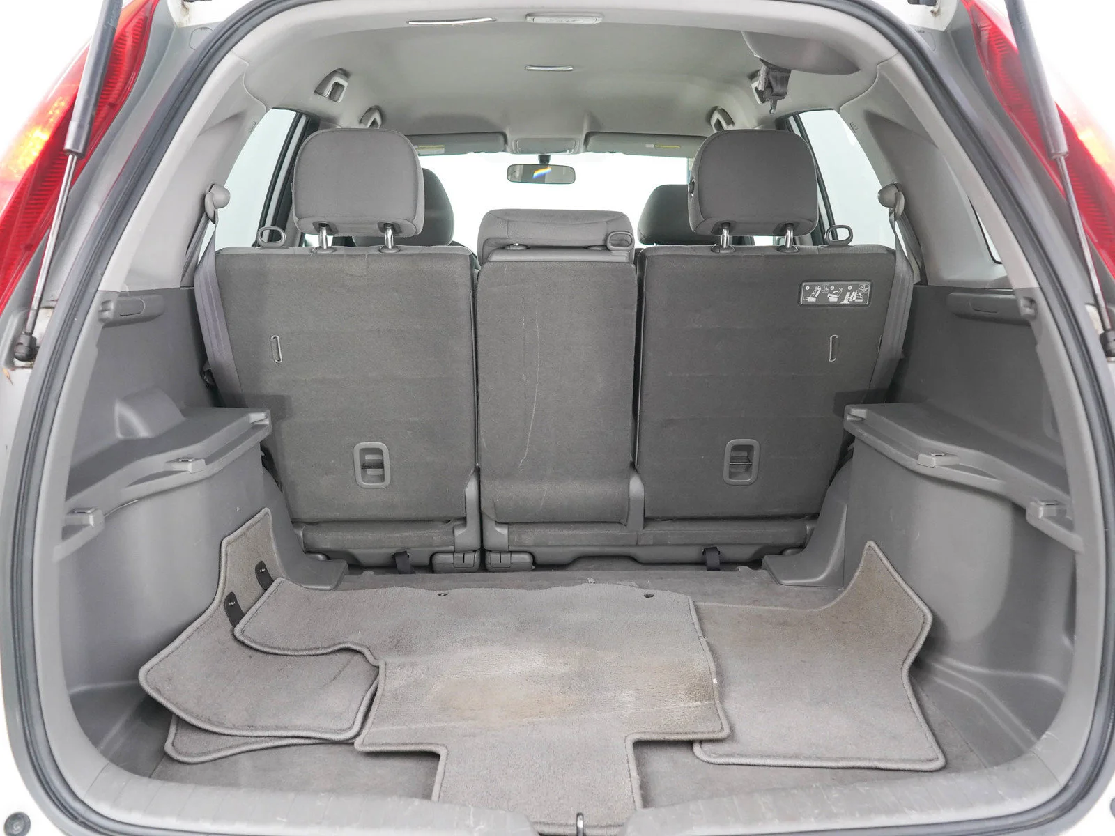 Used 2011 Taffeta White Honda SE image 9