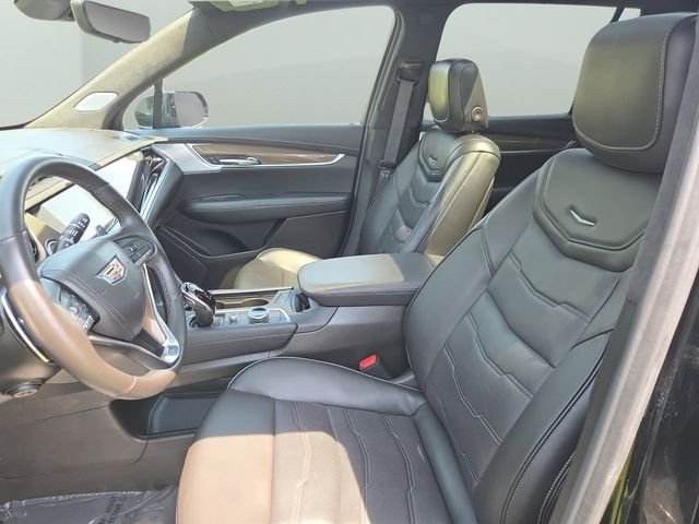 Used 2024  Cadillac Sport image 35