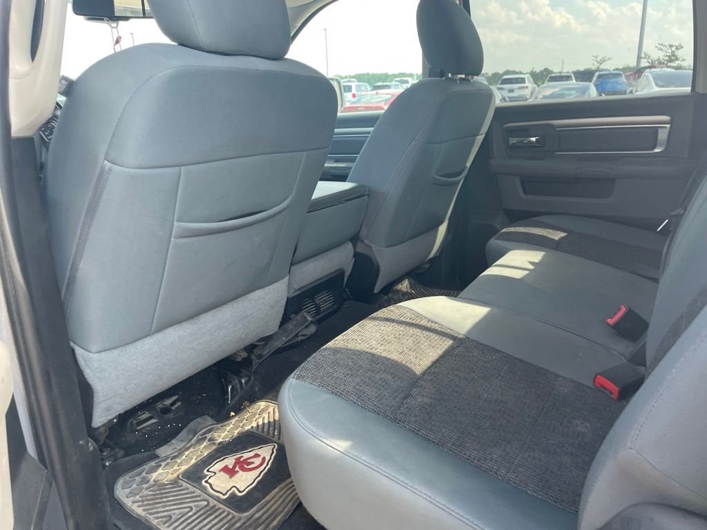 Used 2019 Silver Ram Big Horn image 10
