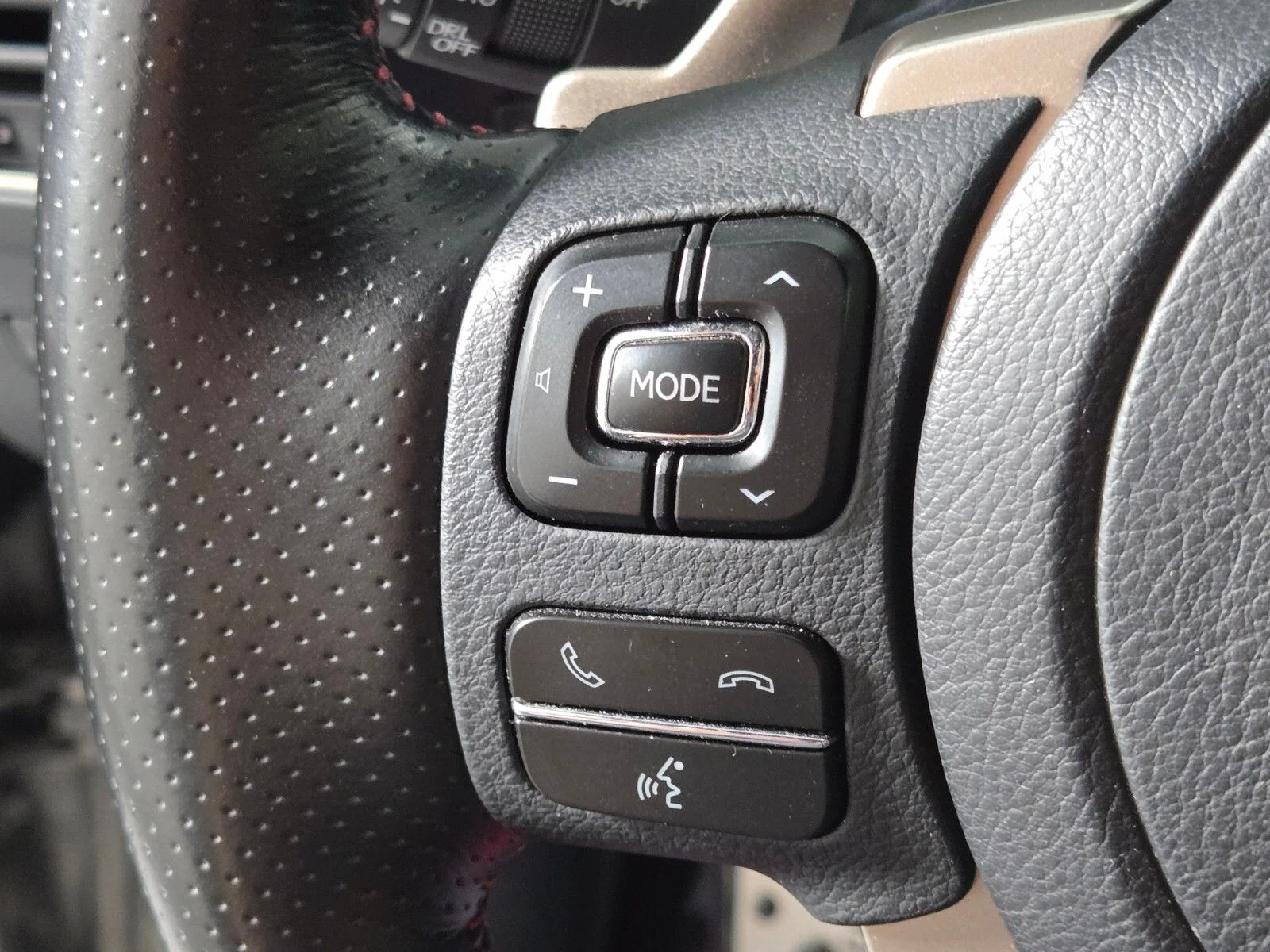 Used 2021 Silver Lexus 300 F Sport image 29