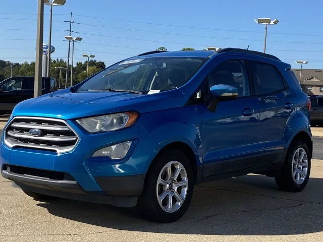 Used 2018 Blue Ford SE image 6