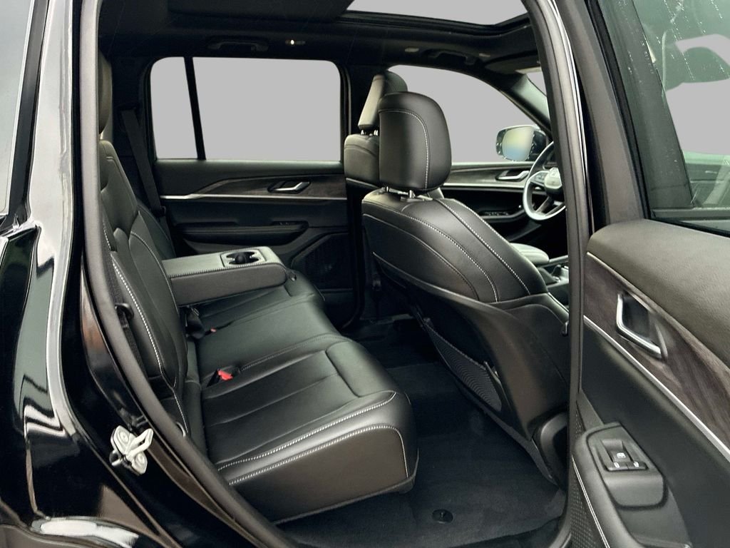 Used 2025 Black Jeep Limited image 10