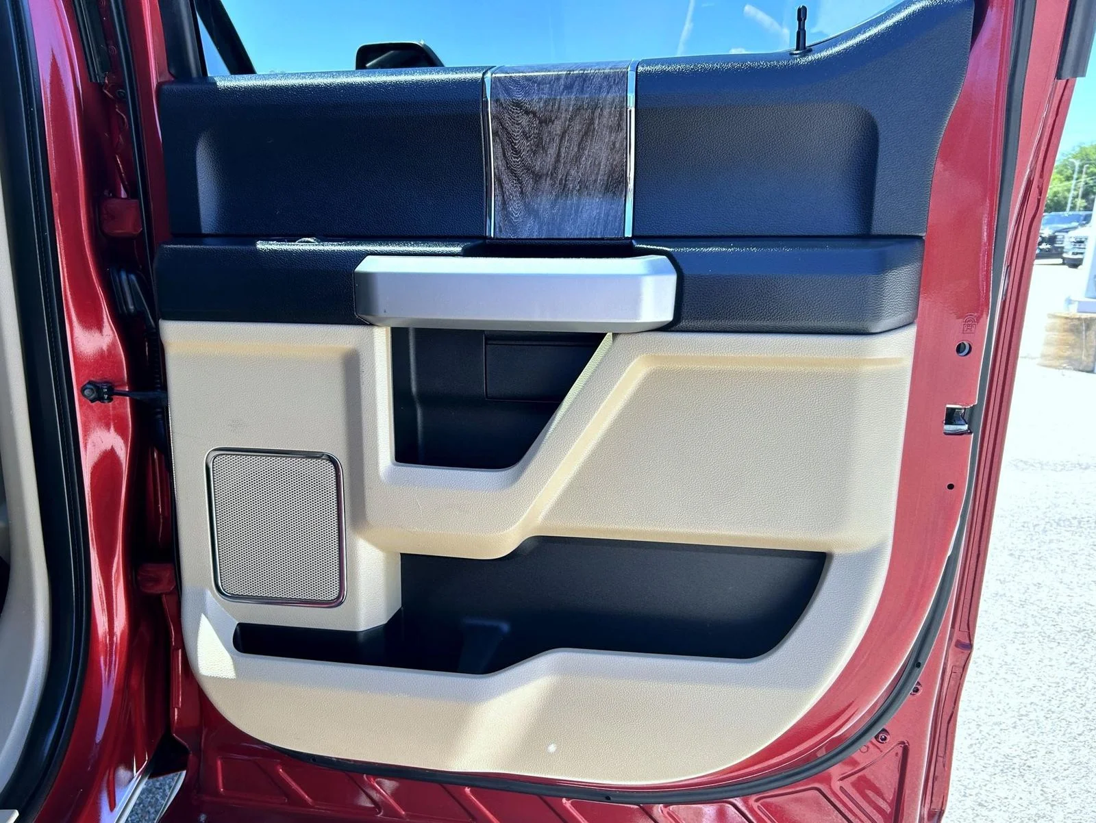Used 2017 Red Ford Lariat image 17