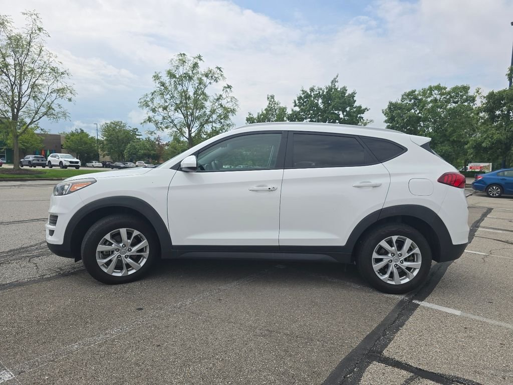 Used 2019 White Hyundai Value image 11