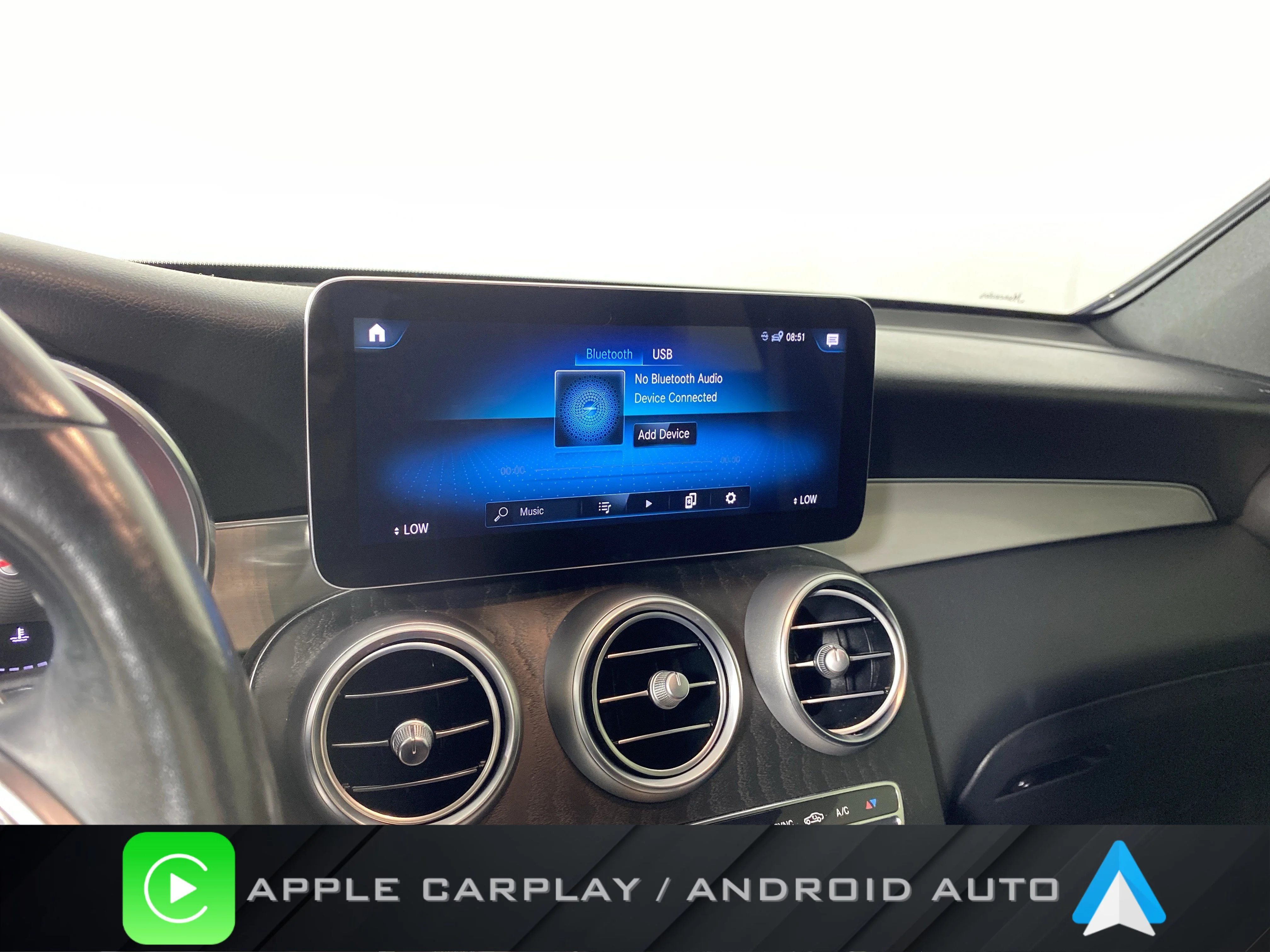 Used 2021 Obsidian Black Metallic Mercedes-Benz GLC 300 image 4