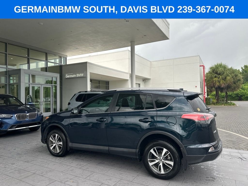 Used 2018 Aqua Toyota XLE image 8