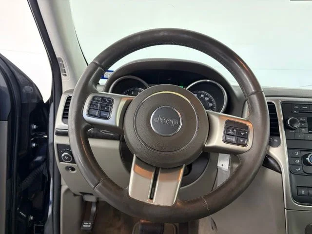 Used 2013 Black Jeep Laredo image 23