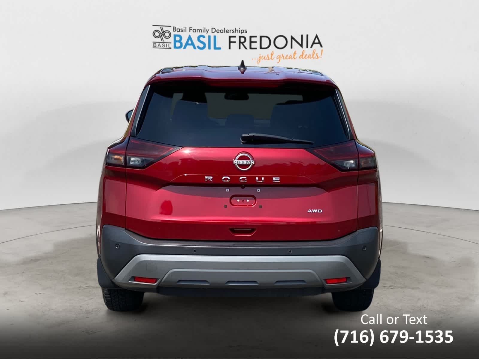 Used 2023 Scarlet Ember Pearl Metallic Nissan S image 8