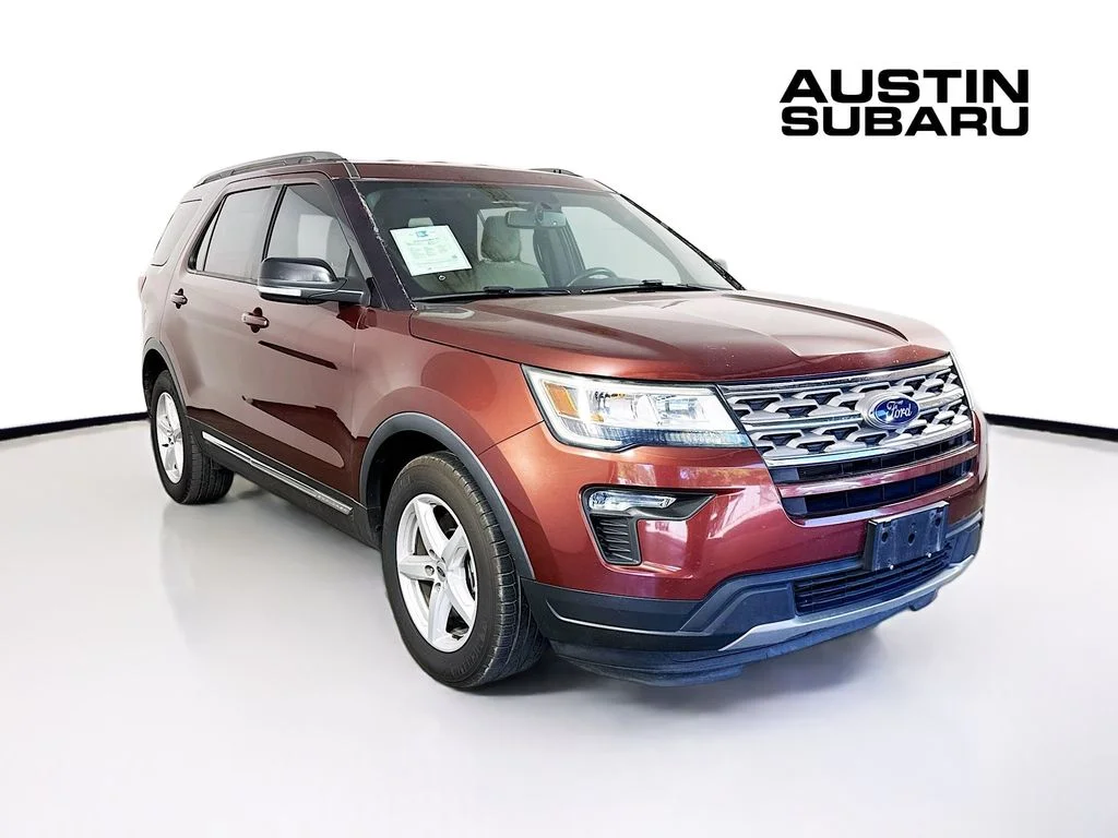 Used 2018 Red Ford XLT image 1