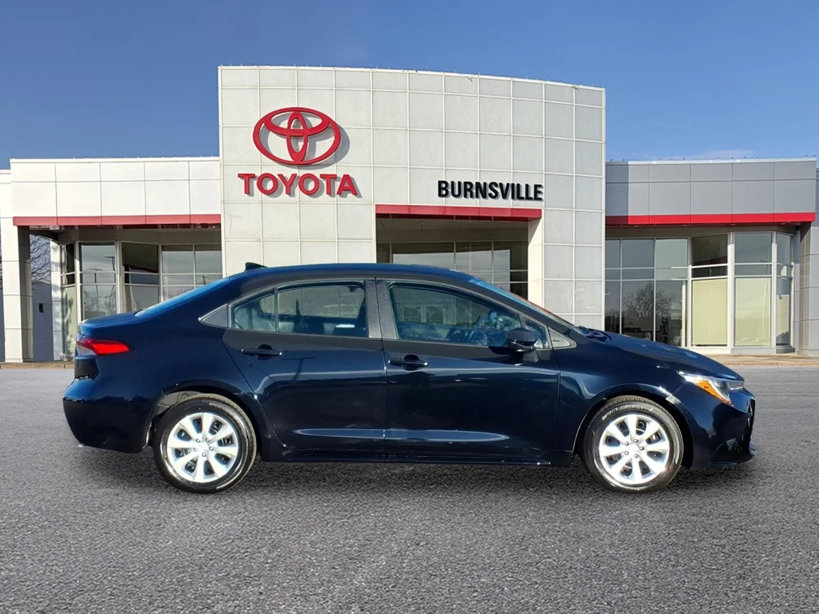 Certified 2025 Toyota Corolla LE with VIN 5YFB4MDE4SP318688 for sale in Burnsville, Minnesota