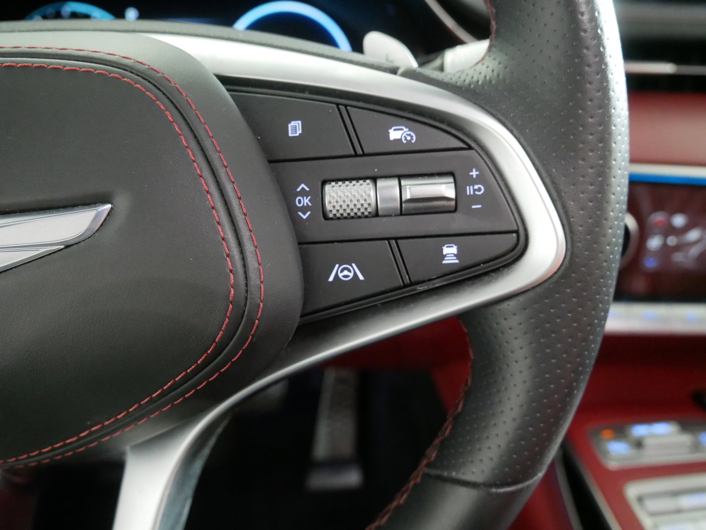 Used 2023 Mauna Red Genesis 3.5T Sport image 28