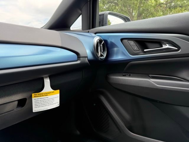 2025 Chevrolet Equinox EV LT - Photo 31